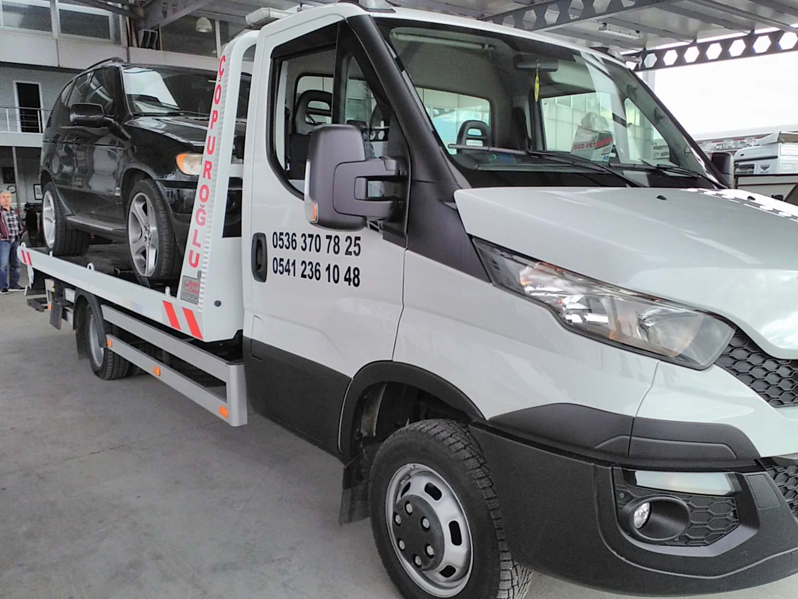 Öveçler Oto Kurtarıcı Yol Yardım Oto Çekici